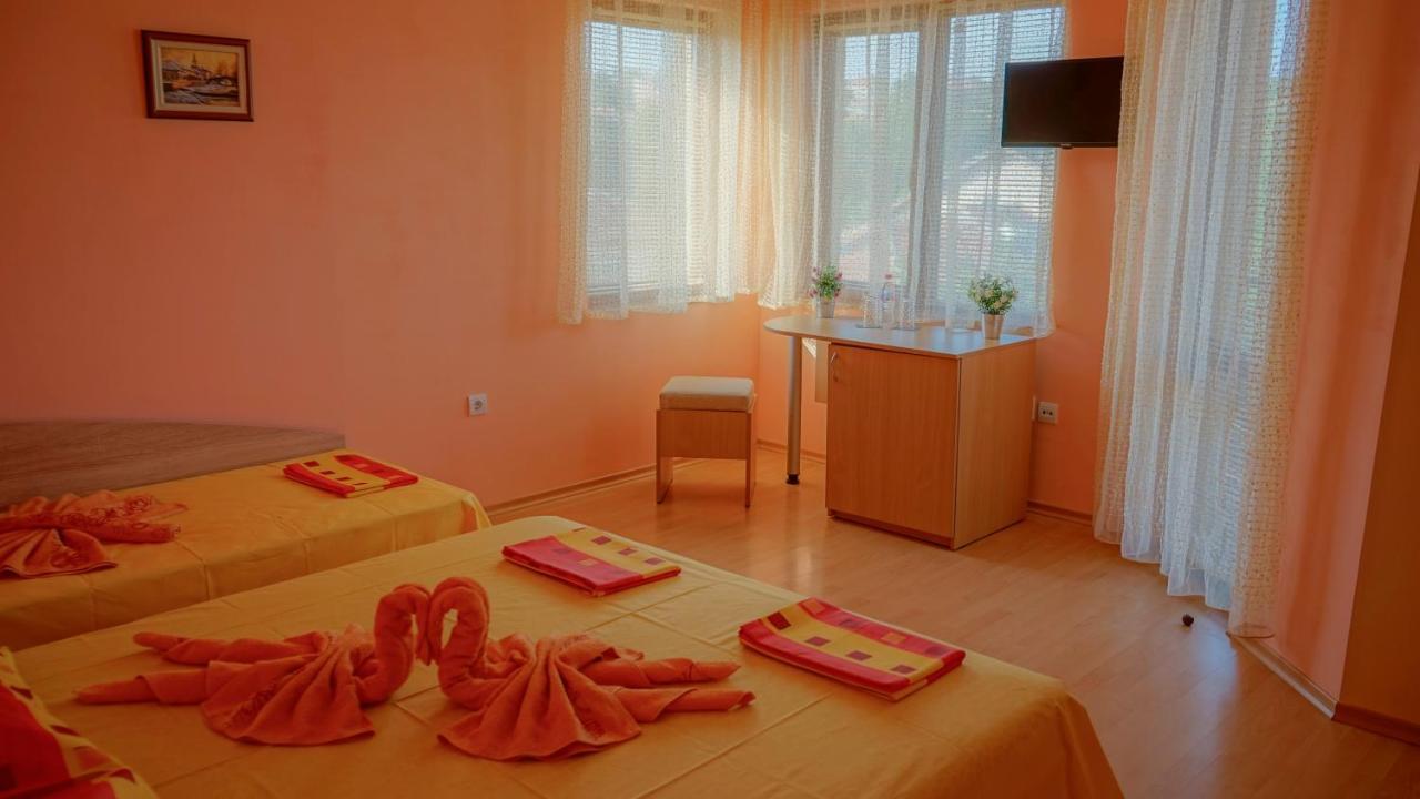 Tatyana Guest House Byala  Esterno foto