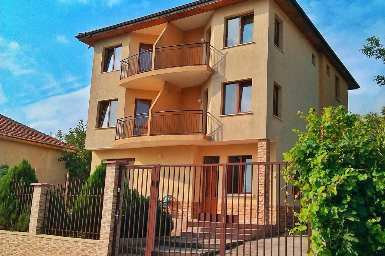 Tatyana Guest House Byala  Esterno foto